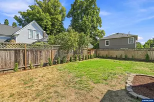 611 NW 11th St, Corvallis, OR 97330 - Photo 31