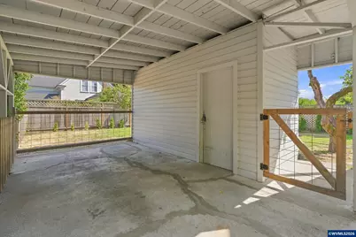 611 NW 11th St, Corvallis, OR 97330 - Photo 25