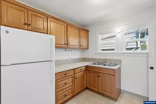 611 NW 11th St, Corvallis, OR 97330 - Photo 9