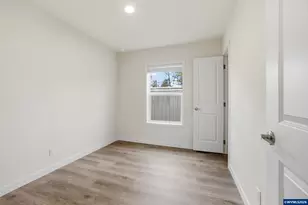 1103 N Springbrook Rd, Newberg, OR 97132 - Photo 21