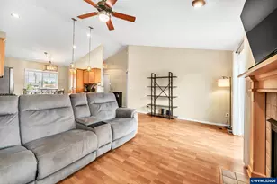 41 Sandalwood Lp, Creswell, OR 97426 - Photo 13