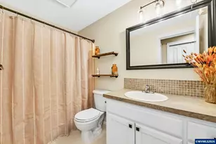 41 Sandalwood Lp, Creswell, OR 97426 - Photo 35