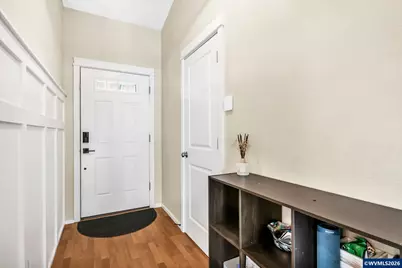 41 Sandalwood Lp, Creswell, OR 97426 - Photo 9