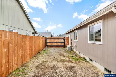 41 Sandalwood Lp, Creswell, OR 97426 - Photo 43