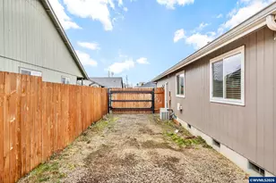 41 Sandalwood Lp, Creswell, OR 97426 - Photo 43