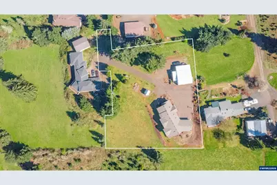 1092 Vineyard View Way S, Salem, OR 97306 - Photo 9