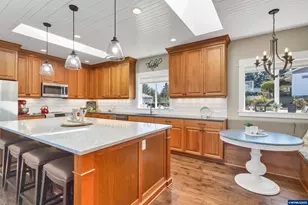 1092 Vineyard Vw Wy S, Salem, OR 97306 - Photo 19