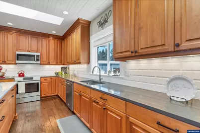 1092 Vineyard View Way S, Salem, OR 97306 - Photo 21