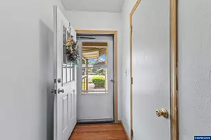 7530 6th St SE, Turner, OR 97392 - Photo 3