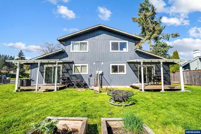 796 S R St St, Cottage Grove, OR 97424 - Photo 27