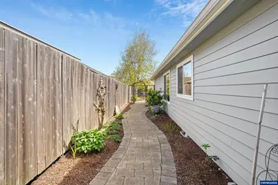 885 Fir Cone Dr NE, Keizer, OR 97303 - Photo 35