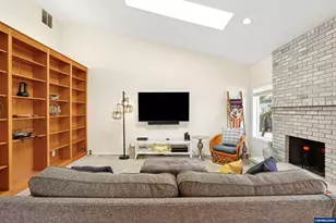 885 Fir Cone Dr NE, Keizer, OR 97303 - Photo 17