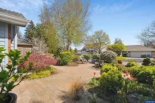 885 Fir Cone Dr NE, Keizer, OR 97303 - Photo 7