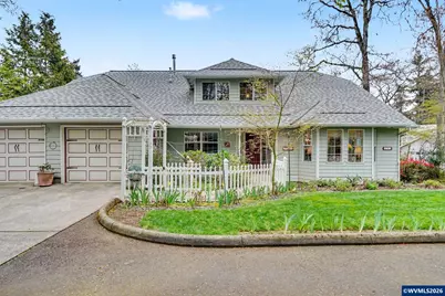 245 Edgewood Dr, Silverton, OR 97381 - Photo 1