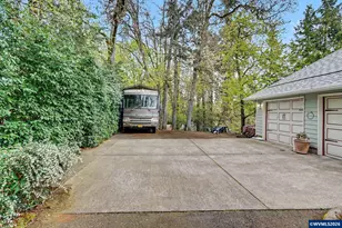 245 Edgewood Dr, Silverton, OR 97381 - Photo 5