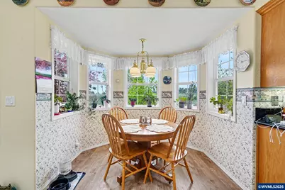 245 Edgewood Dr, Silverton, OR 97381 - Photo 17