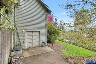 245 Edgewood Dr, Silverton, OR 97381 - Photo 49