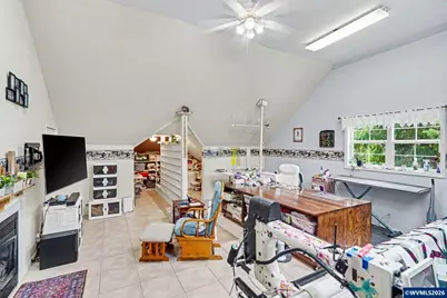 245 Edgewood Dr, Silverton, OR 97381 - Photo 41