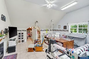 245 Edgewood Dr, Silverton, OR 97381 - Photo 41