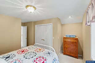 245 Edgewood Dr, Silverton, OR 97381 - Photo 35