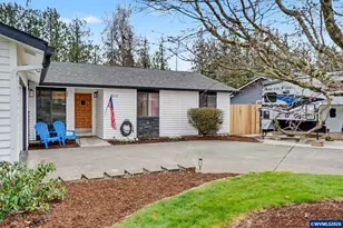 312 SW 9th St, Sublimity, OR 97385 - Photo 7