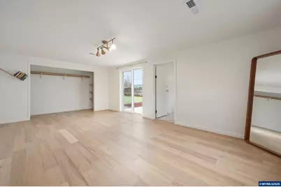 895 Burton St, Harrisburg, OR 97446 - Photo 19