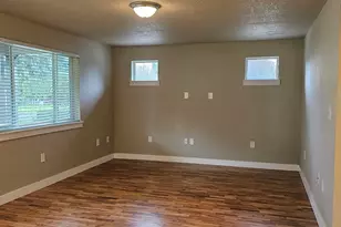 5056 Joan Dr N, Keizer, OR 97303 - Photo 3