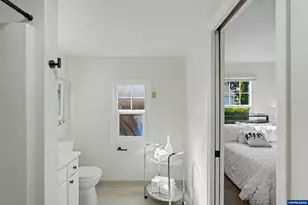 170 E Rose St, Lebanon, OR 97355 - Photo 27