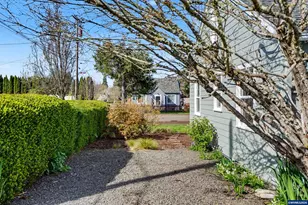 170 E Rose St, Lebanon, OR 97355 - Photo 39