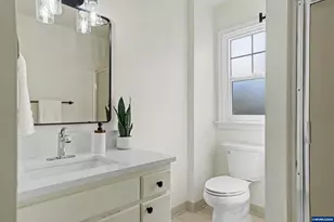 170 E Rose St, Lebanon, OR 97355 - Photo 21