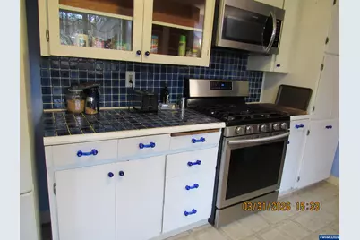 854 SW Swift Av, Mill City, OR 97360 - Photo 7