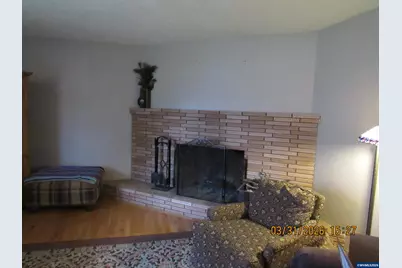 854 SW Swift Av, Mill City, OR 97360 - Photo 17