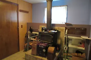 854 SW Swift Ave, Mill City, OR 97360 - Photo 13