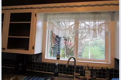 854 SW Swift Av, Mill City, OR 97360 - Photo 13