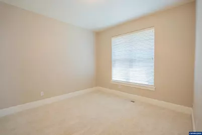 1055 Filbert St, Brownsville, OR 97327 - Photo 23