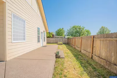 1055 Filbert St, Brownsville, OR 97327 - Photo 31