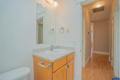 1055 Filbert St, Brownsville, OR 97327 - Photo 21