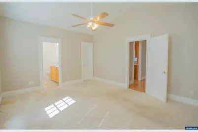 1055 Filbert St, Brownsville, OR 97327 - Photo 13