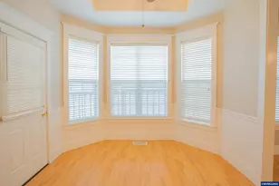 1055 Filbert St, Brownsville, OR 97327 - Photo 9