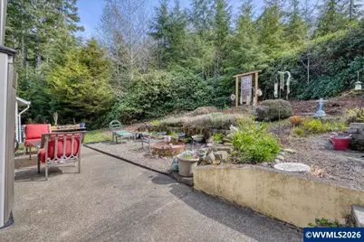 142 S Quadrant St, Rockaway Beach, OR 97201 - Photo 21