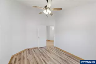 738 Roosevelt St NW, Salem, OR 97304 - Photo 37