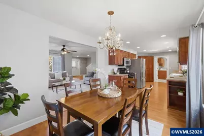 128 Weldwood Dr, Lebanon, OR 97355 - Photo 13