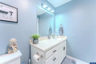 910 Kauai St SE, Salem, OR 97317 - Photo 19