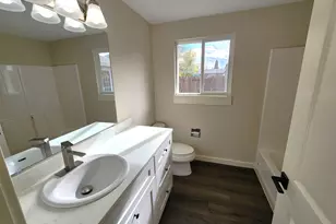 2419 Ermine St SE, Albany, OR 97322 - Photo 15