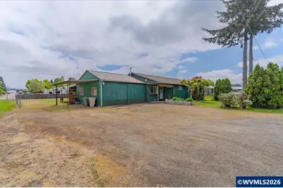 2733 Birch St, Lebanon, OR 97355 - Photo 5