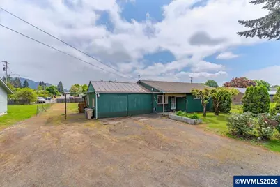 2733 Birch St, Lebanon, OR 97355 - Photo 3