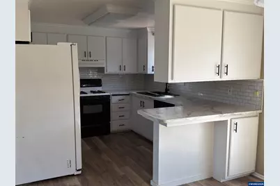 442 Cedar St, Lyons, OR 97358 - Photo 5