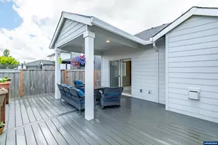 1531 SE Barberry Ave, Dallas, OR 97338 - Photo 37