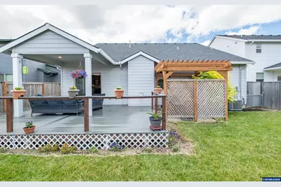 1531 SE Barberry Av, Dallas, OR 97338 - Photo 45