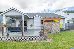 1531 SE Barberry Ave, Dallas, OR 97338 - Photo 45